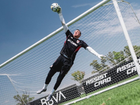 Armani ya se entrena con normalidad y prepara su vuelta en River